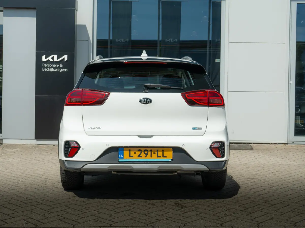 1.6 GDi Hybrid Edition DynamicLine Sky | Dealeronderhouden NL auto | Schuifkantel dak | Cruise control adaptief | Navigatie | achteruitrijcamera | Carplay | Parkeersensoren achter