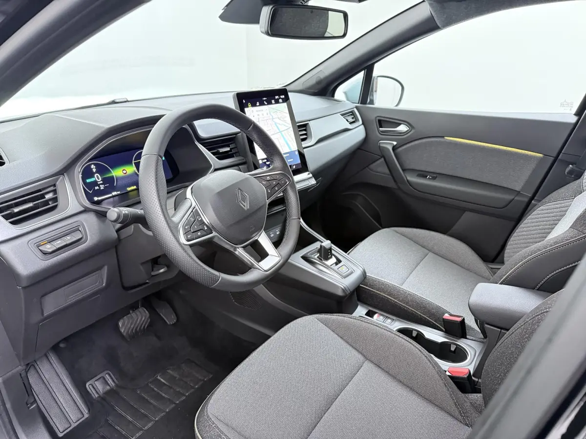 techno full hybrid E-Tech 160 | Google Navigatie | Parkeercamera | Climate Control |