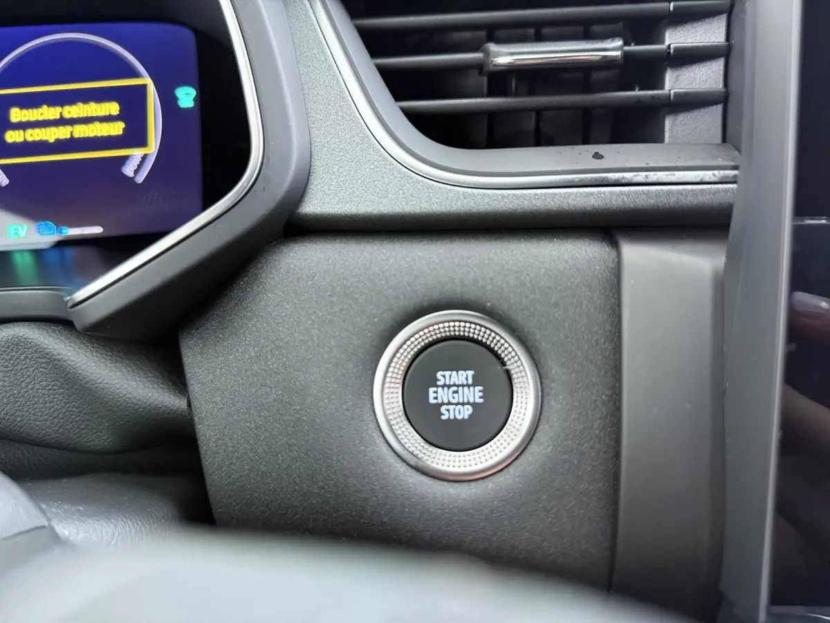 techno full hybrid E-Tech 160 | Google Navigatie | Parkeercamera | Climate Control |