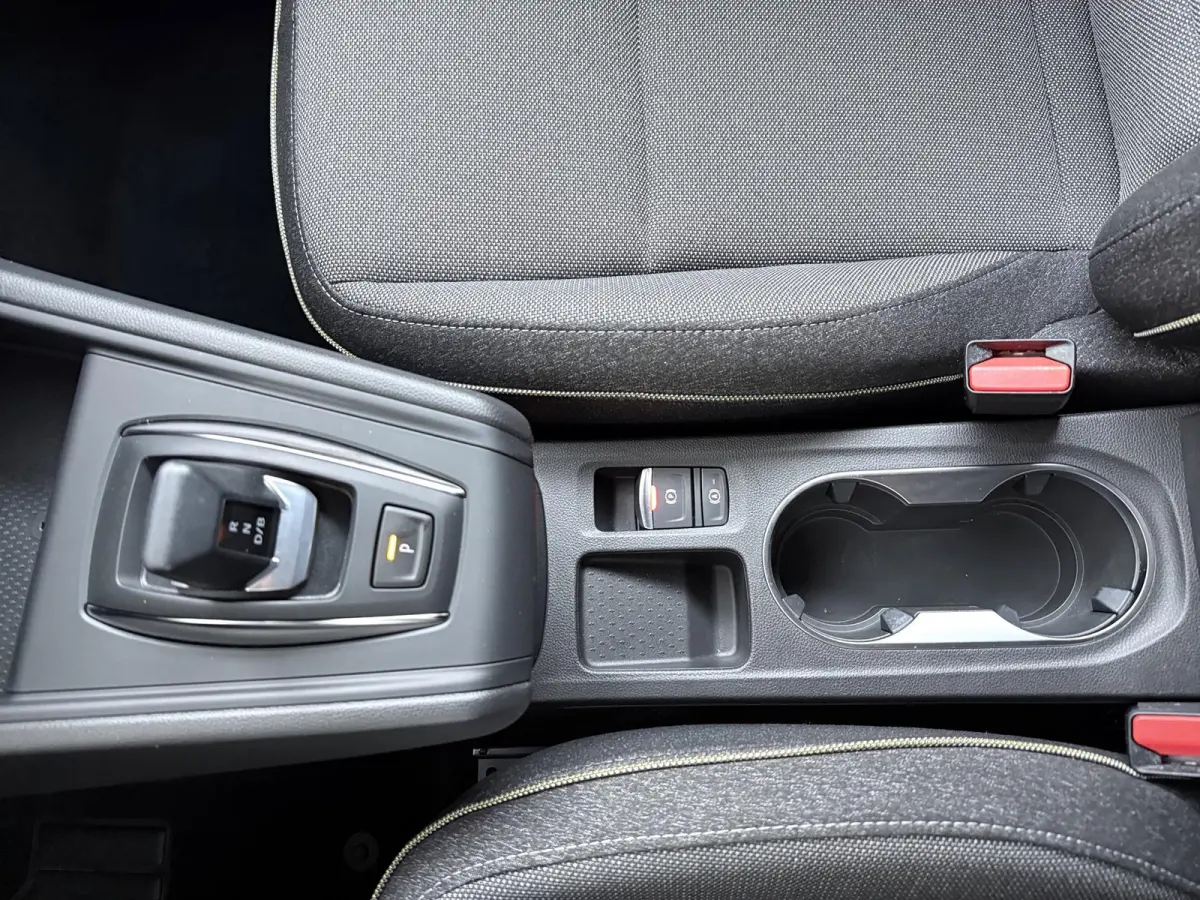 techno full hybrid E-Tech 160 | Google Navigatie | Parkeercamera | Climate Control |
