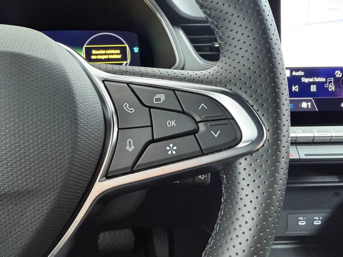 techno full hybrid E-Tech 160 | Google Navigatie | Parkeercamera | Climate Control |