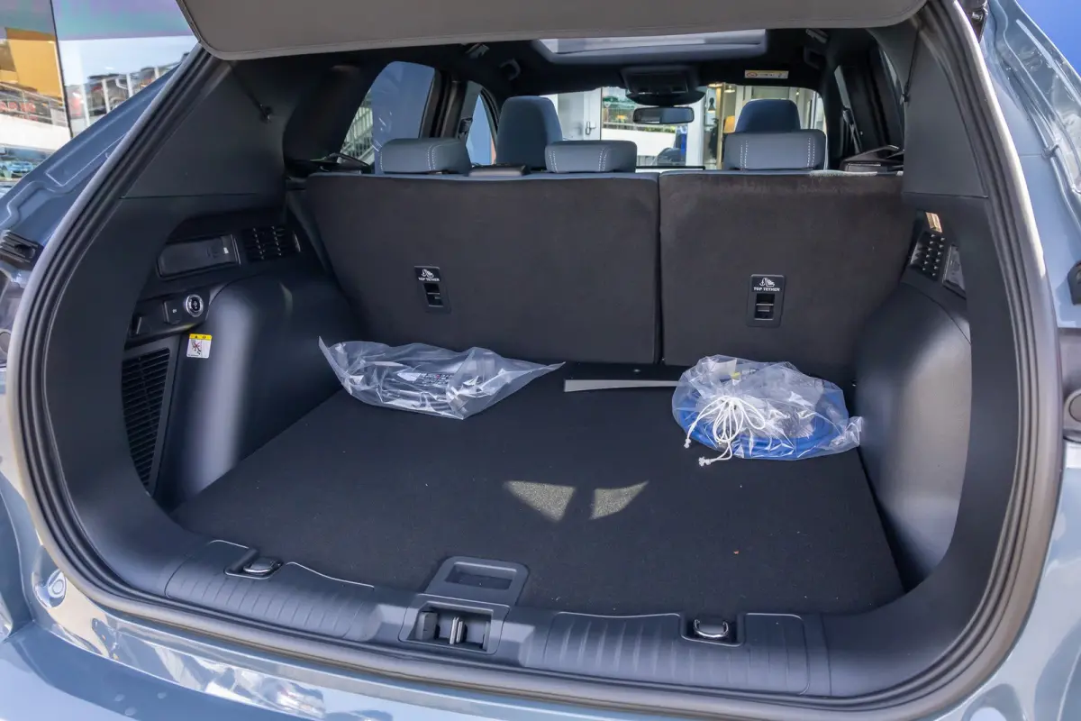 2.5 PHEV BlueCruise Edition | DEMO-DEAL | Autopilot | B&O | Elektrisch glazen panorama-dak | Elektrisch bedienbare achterklep | 360 Camera | Keyless entry/Start | Stoel/Stuur Verwarming | Do