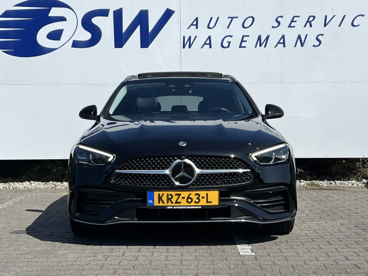 300 e AMG Line | Pano | Trekhaak | Sfeerverlichting | Camera | LED