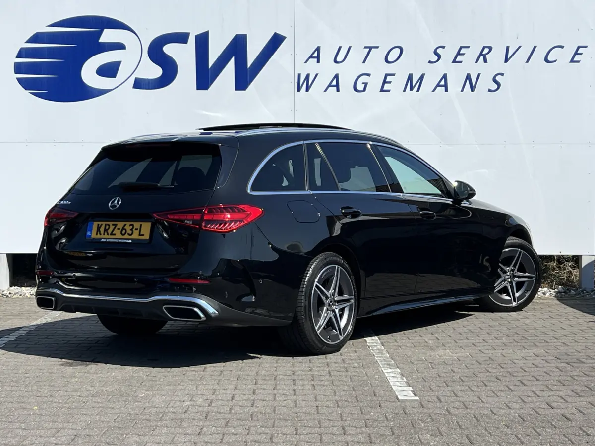 300 e AMG Line | Pano | Trekhaak | Sfeerverlichting | Camera | LED