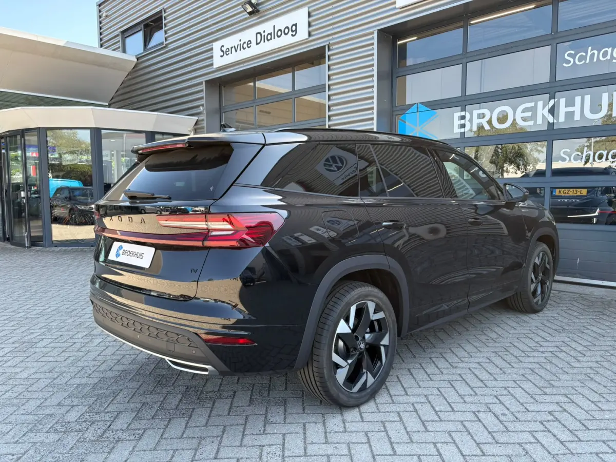 Sportline Business | Achteruitrijcamera | Crew Protect Assist | Cruise control met speedlimiter