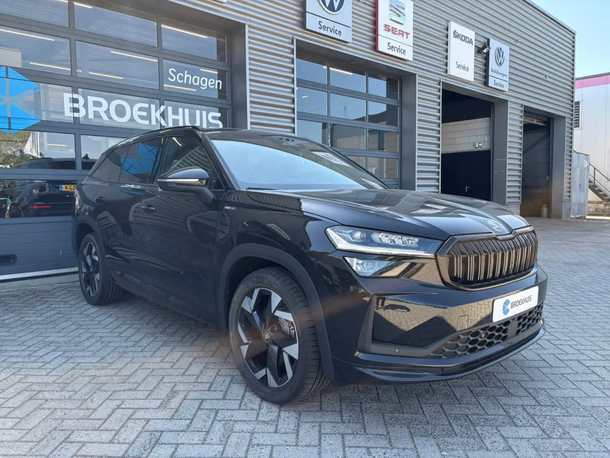 Sportline Business | Achteruitrijcamera | Crew Protect Assist | Cruise control met speedlimiter