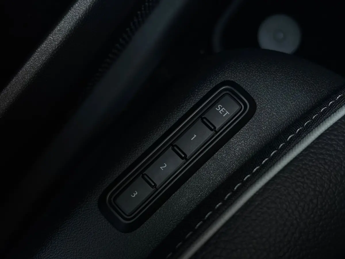 Sportline Business | Achteruitrijcamera | Crew Protect Assist | Cruise control met speedlimiter