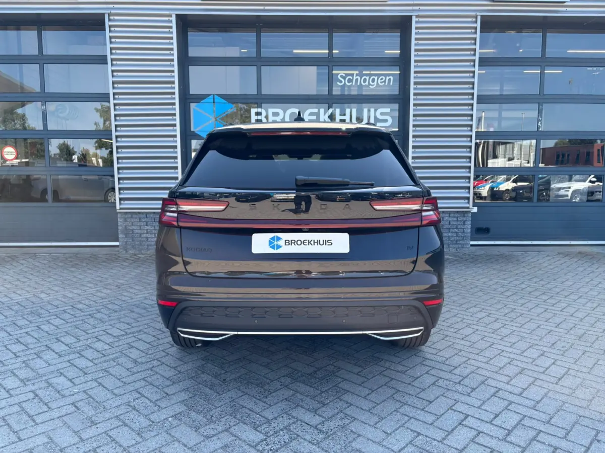 Sportline Business | Achteruitrijcamera | Crew Protect Assist | Cruise control met speedlimiter