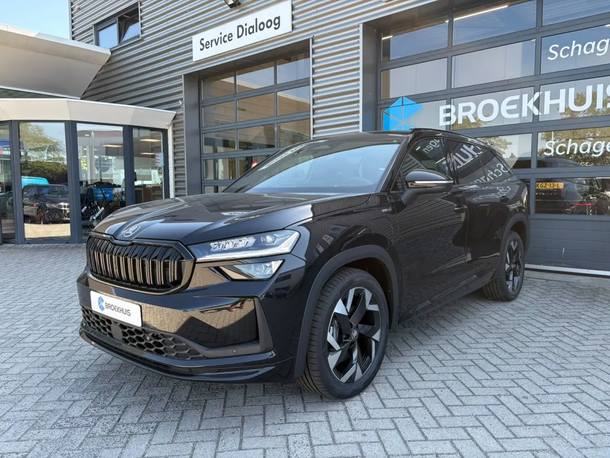 Sportline Business | Achteruitrijcamera | Crew Protect Assist | Cruise control met speedlimiter