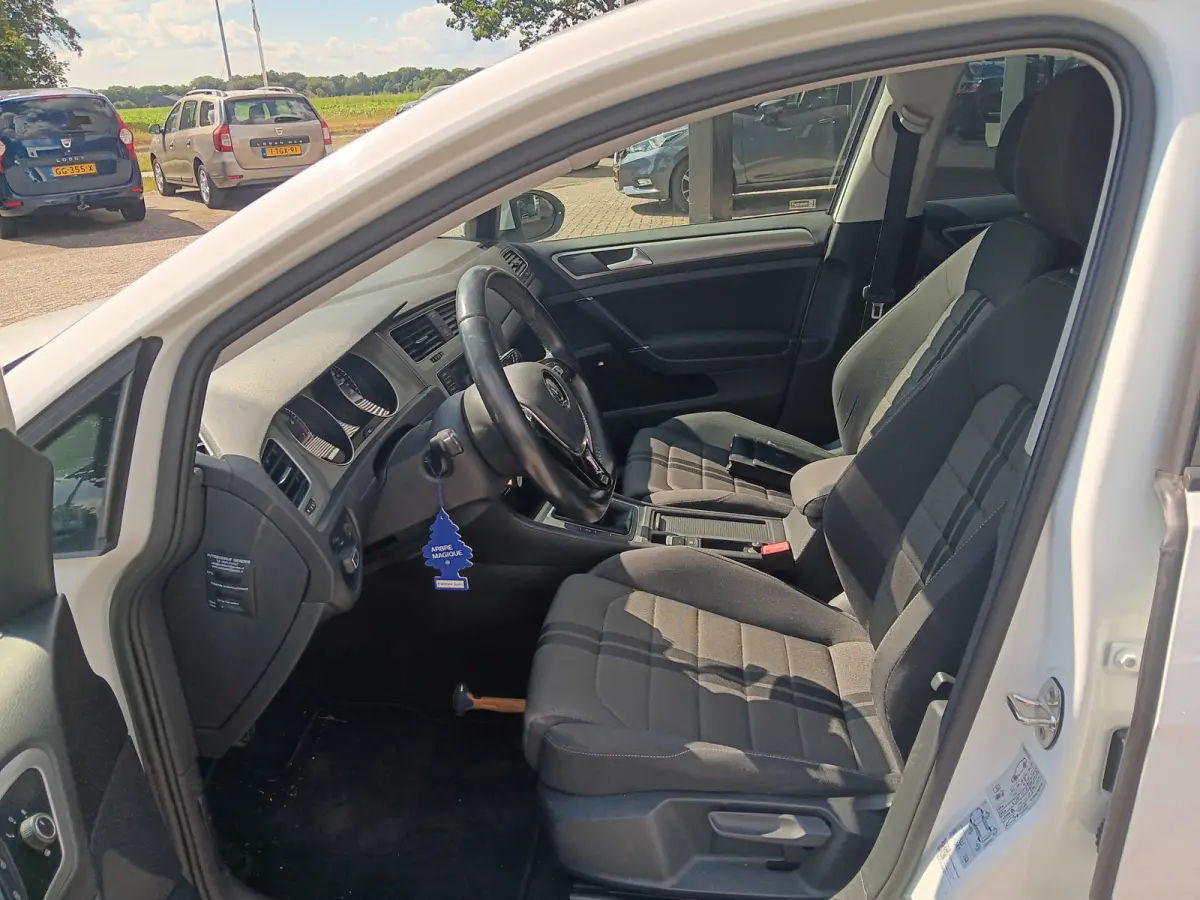 1.0 TSI Connected Series|NAV,CARPLAY|CRUISE|TREKH|Zeer netjes