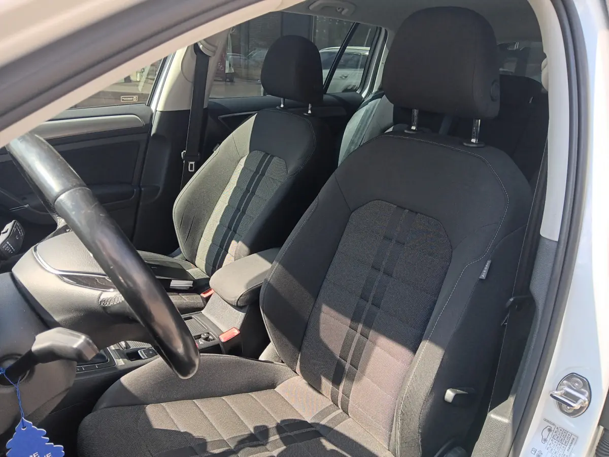 1.0 TSI Connected Series|NAV,CARPLAY|CRUISE|TREKH|Zeer netjes