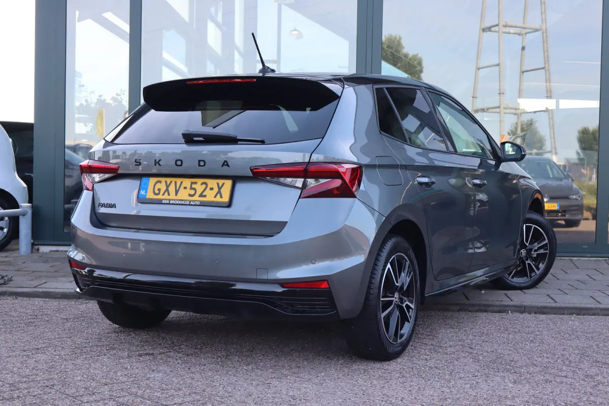 1.0 TSI Monte Carlo 95PK | Achteruitrijcamera | Apple Carplay/Android Auto|telefoonintegratie premium | Keyless entry