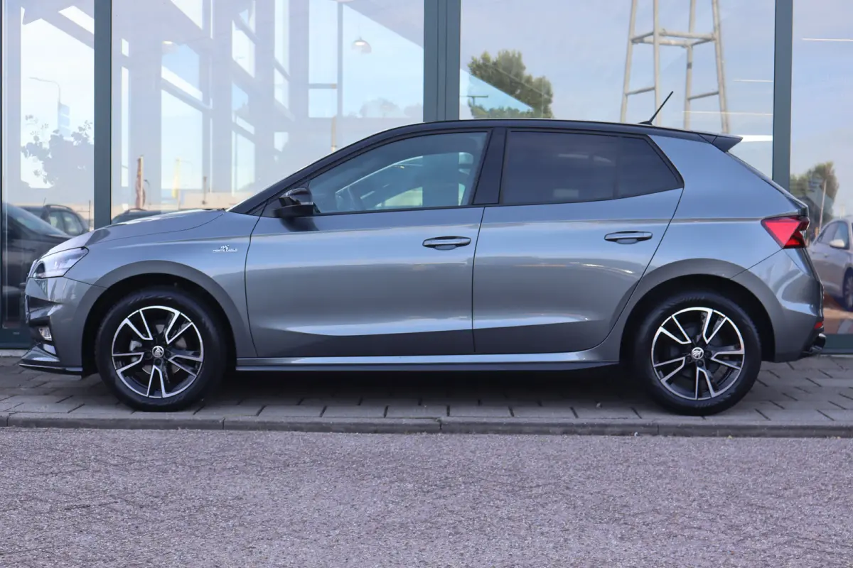 1.0 TSI Monte Carlo 95PK | Achteruitrijcamera | Apple Carplay/Android Auto|telefoonintegratie premium | Keyless entry