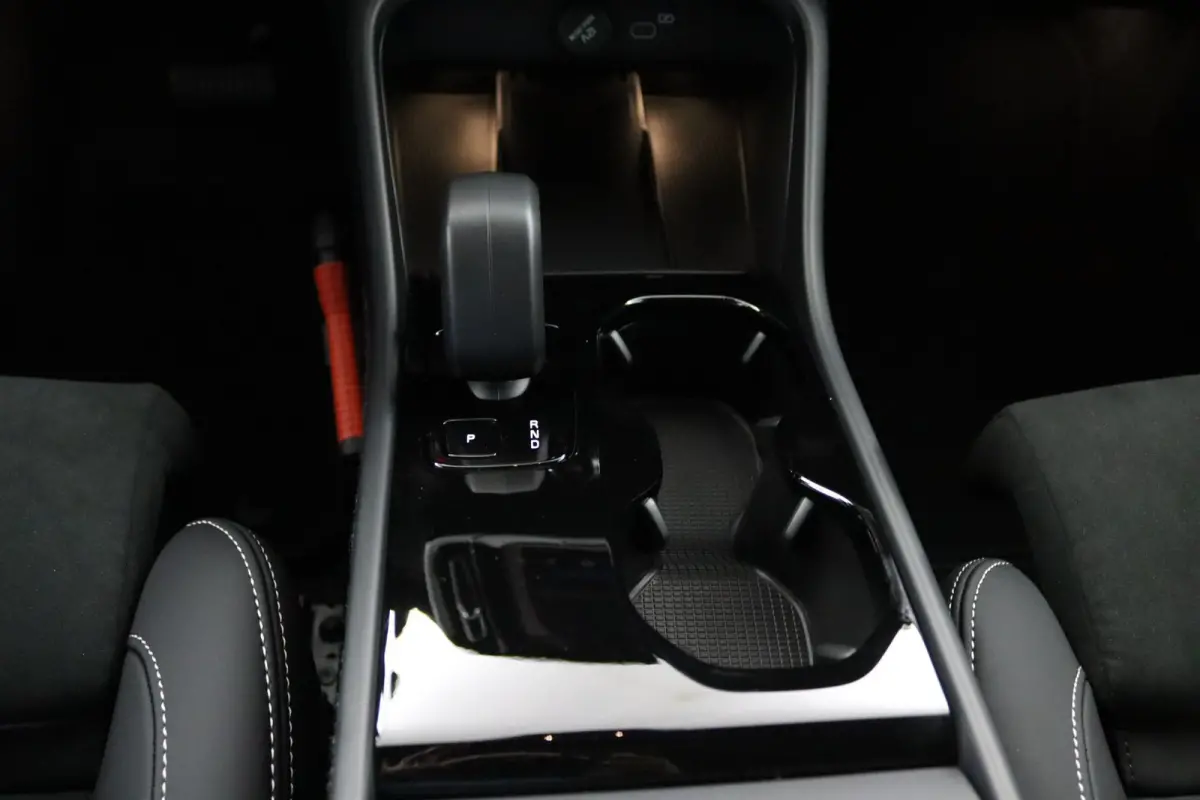 Single Motor Extended Range Ultra Black Edition 82 kWh | Snel leverbaar | Panoramadak | Elektrisch Verstelbare Stoelen |