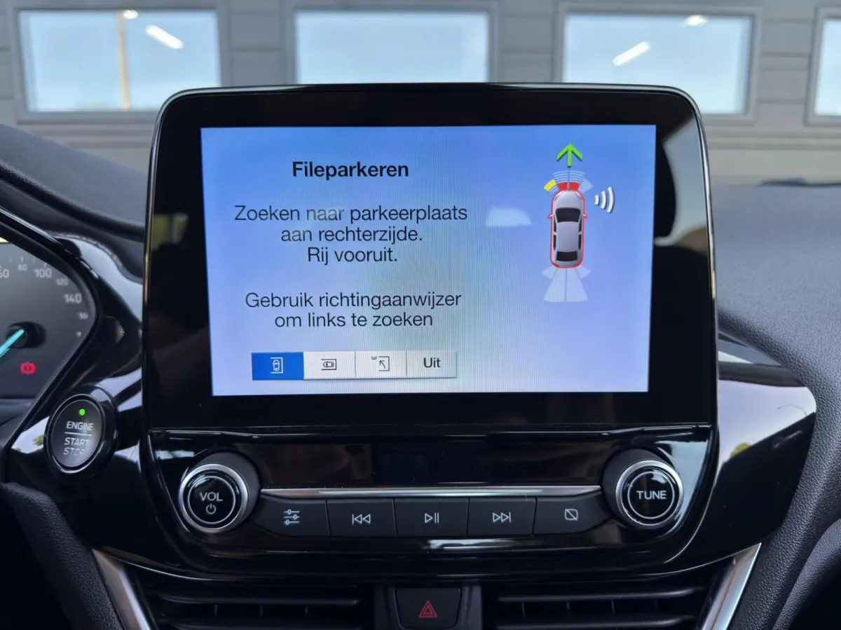 1.0 EcoBoost 100pk Titanium |B&O|Carplay|Camera|Dealer oh|