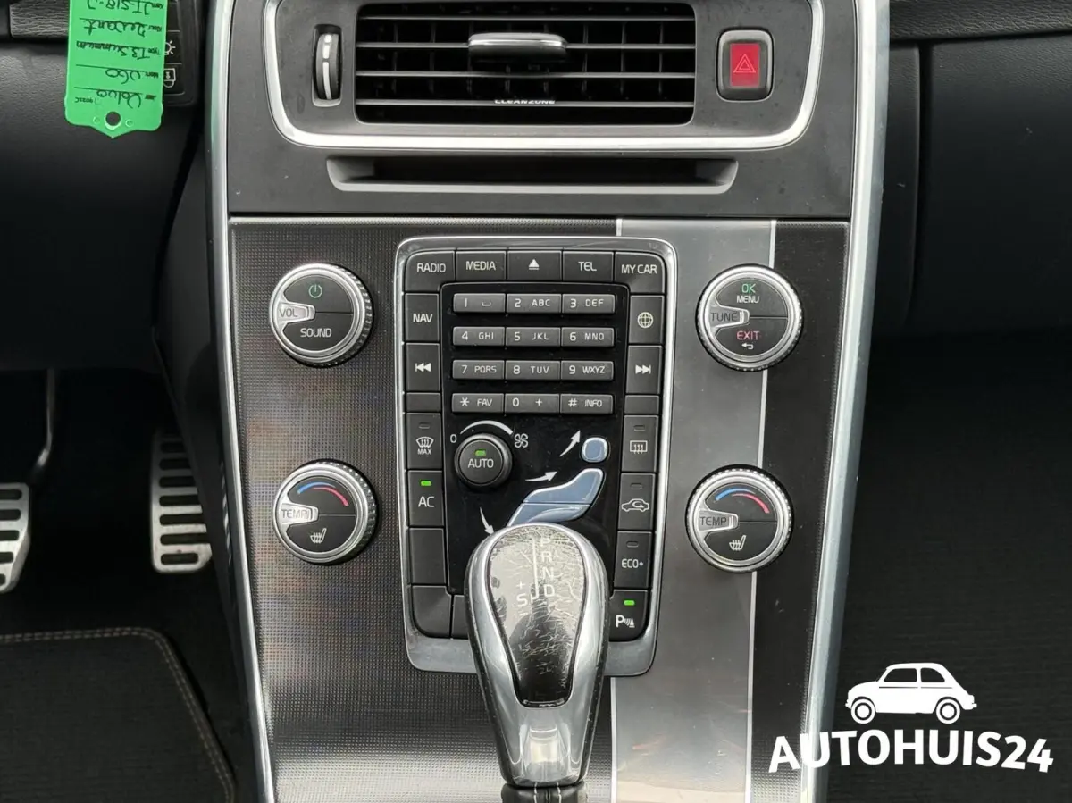 1.5 T3 AUT R-Design Trekhaak|Camera|Navi|Xenon|NL-Auto
