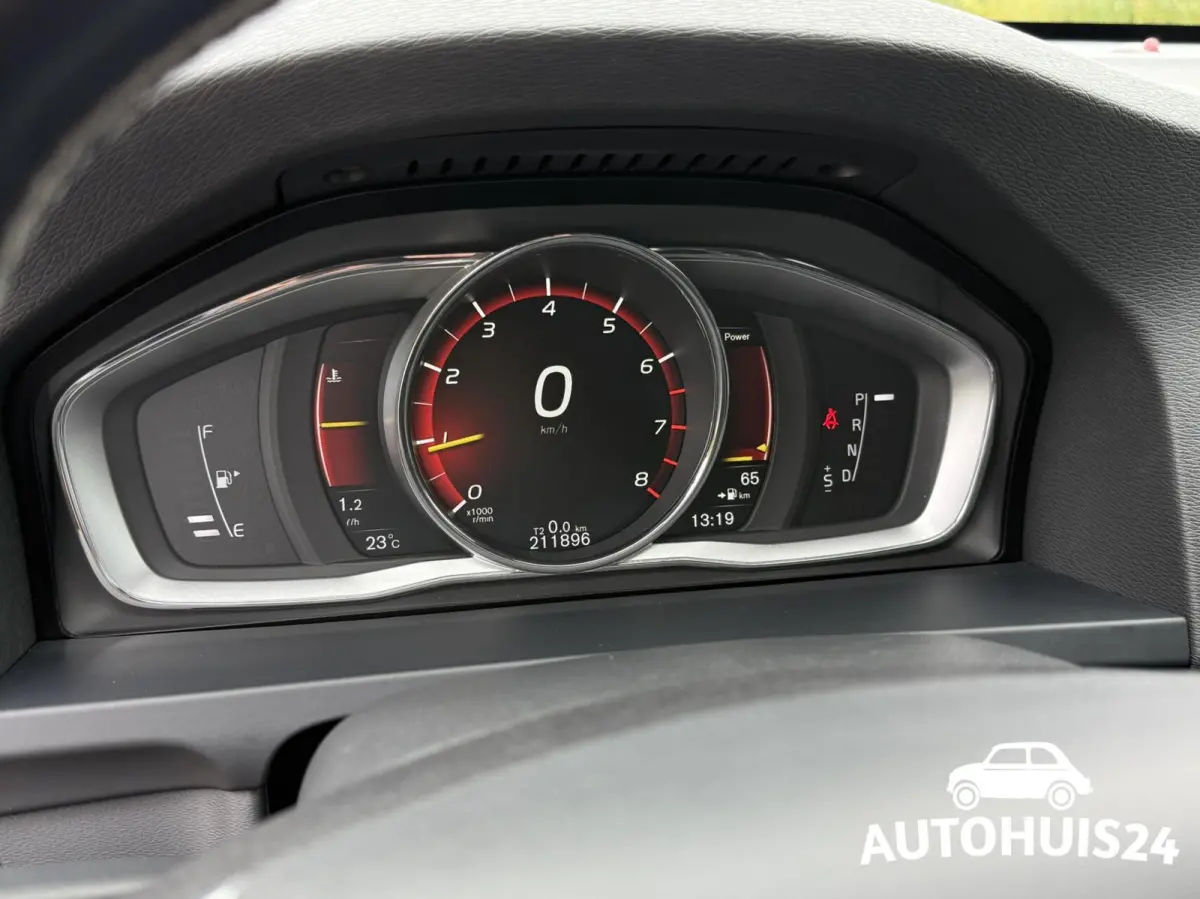 1.5 T3 AUT R-Design Trekhaak|Camera|Navi|Xenon|NL-Auto