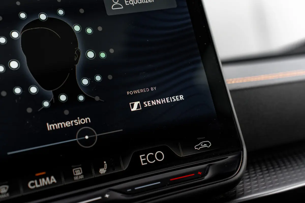 1.5 TSI e-Hybrid 272pk VZ Performance | Panoramadak | Trekhaak | Leder | 360 Camera | Sennheiser