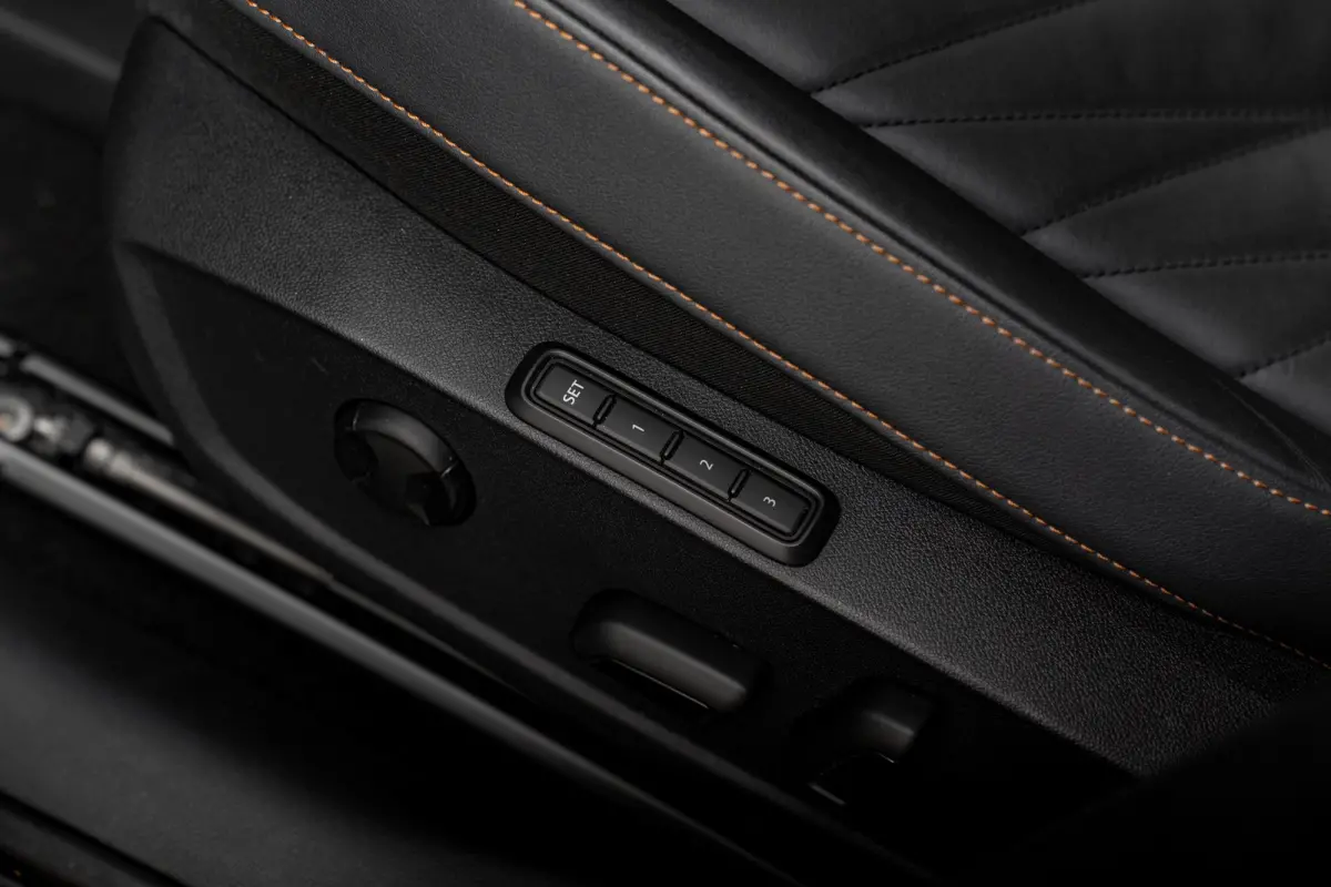 1.5 TSI e-Hybrid 272pk VZ Performance | Panoramadak | Trekhaak | Leder | 360 Camera | Sennheiser