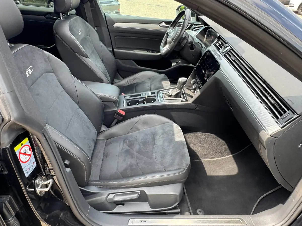 2.0 TSI Business R Exclusive | Met o.a. Panoramadak, R-line in- en exterieur, elektrische achterklep en cruise!