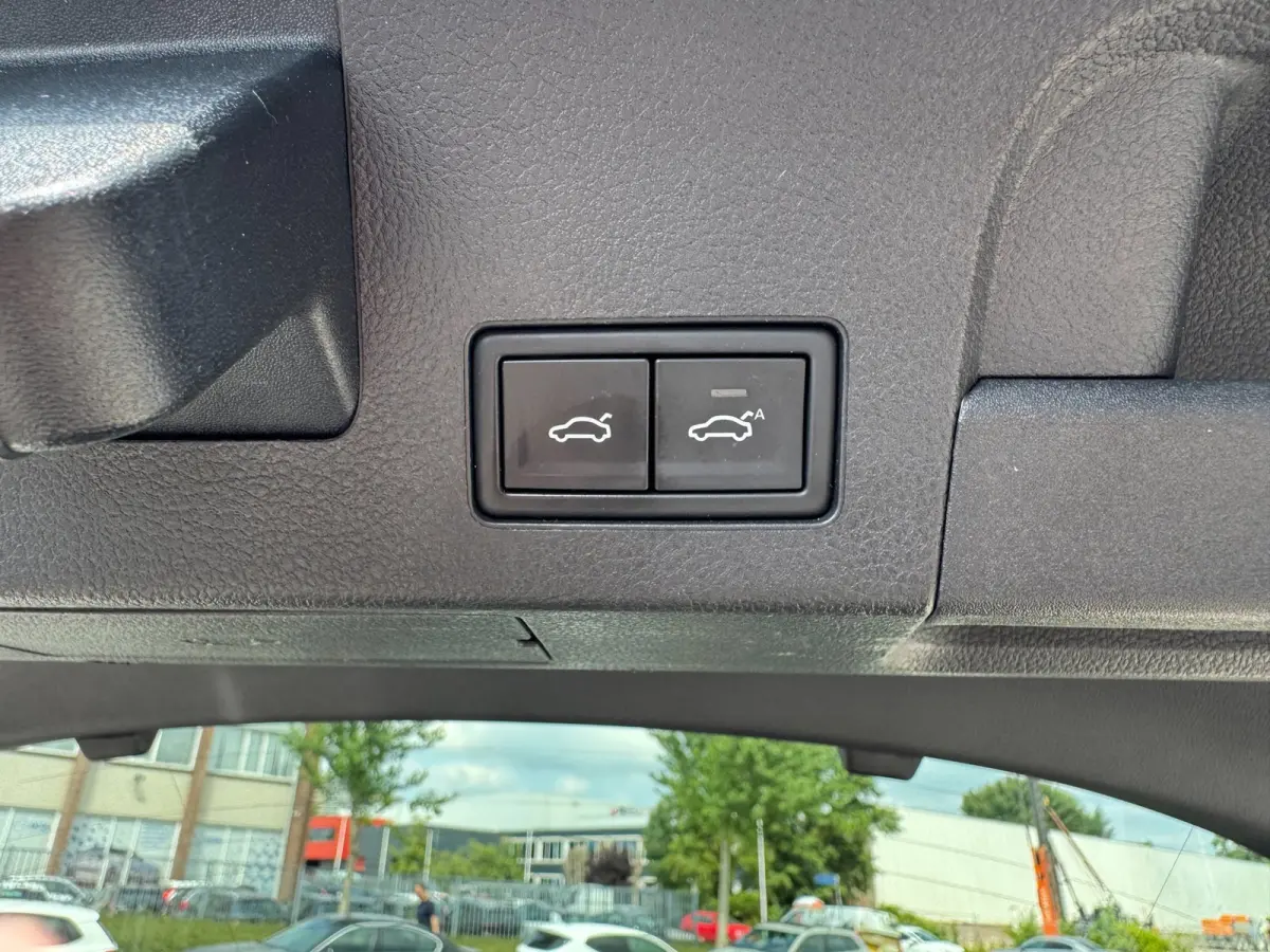 2.0 TSI Business R Exclusive | Met o.a. Panoramadak, R-line in- en exterieur, elektrische achterklep en cruise!