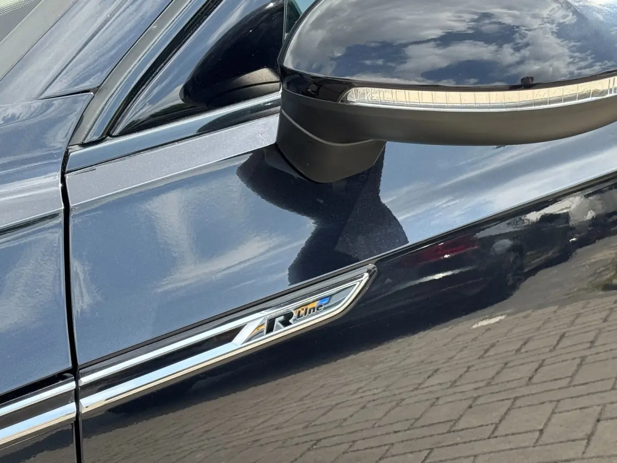 2.0 TSI Business R Exclusive | Met o.a. Panoramadak, R-line in- en exterieur, elektrische achterklep en cruise!