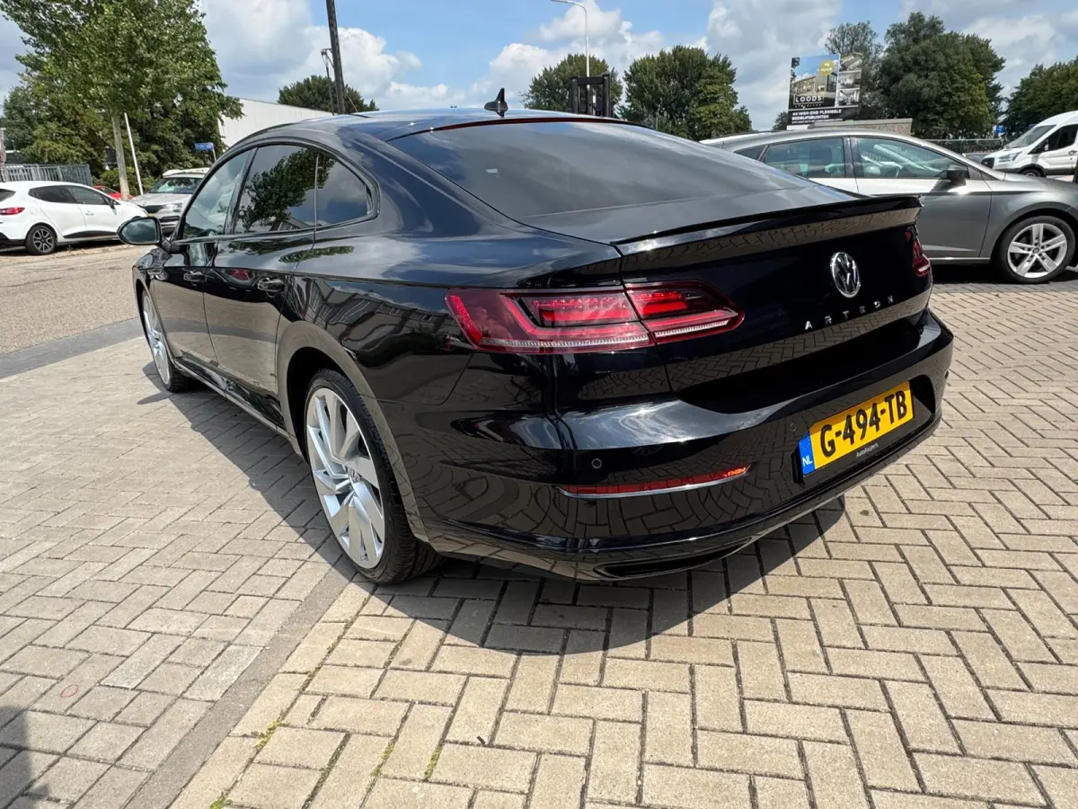 2.0 TSI Business R Exclusive | Met o.a. Panoramadak, R-line in- en exterieur, elektrische achterklep en cruise!