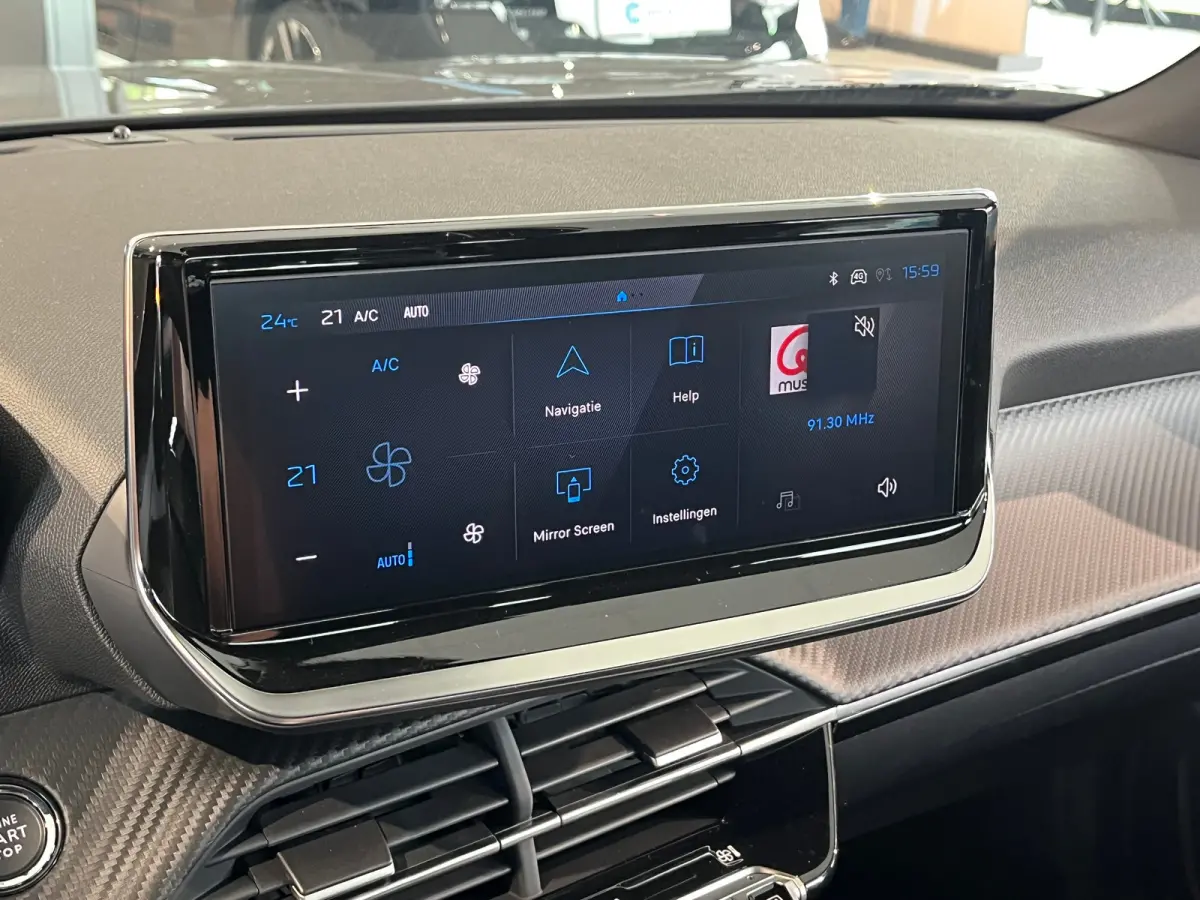 1.2 Hybrid 145 Allure VOORRAAD ACTIE | 8 JAAR GARANTIE | Airco (automatisch) | Apple Carplay/Android Auto|telefoonintegratie premium | Cruise control adaptief met Stop&Go en stuurhulp