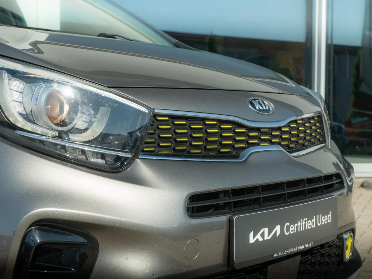 1.0 T-GDI X-Line | 100PK | Stoel en stuurverwarming | Navigatie | Climate control |