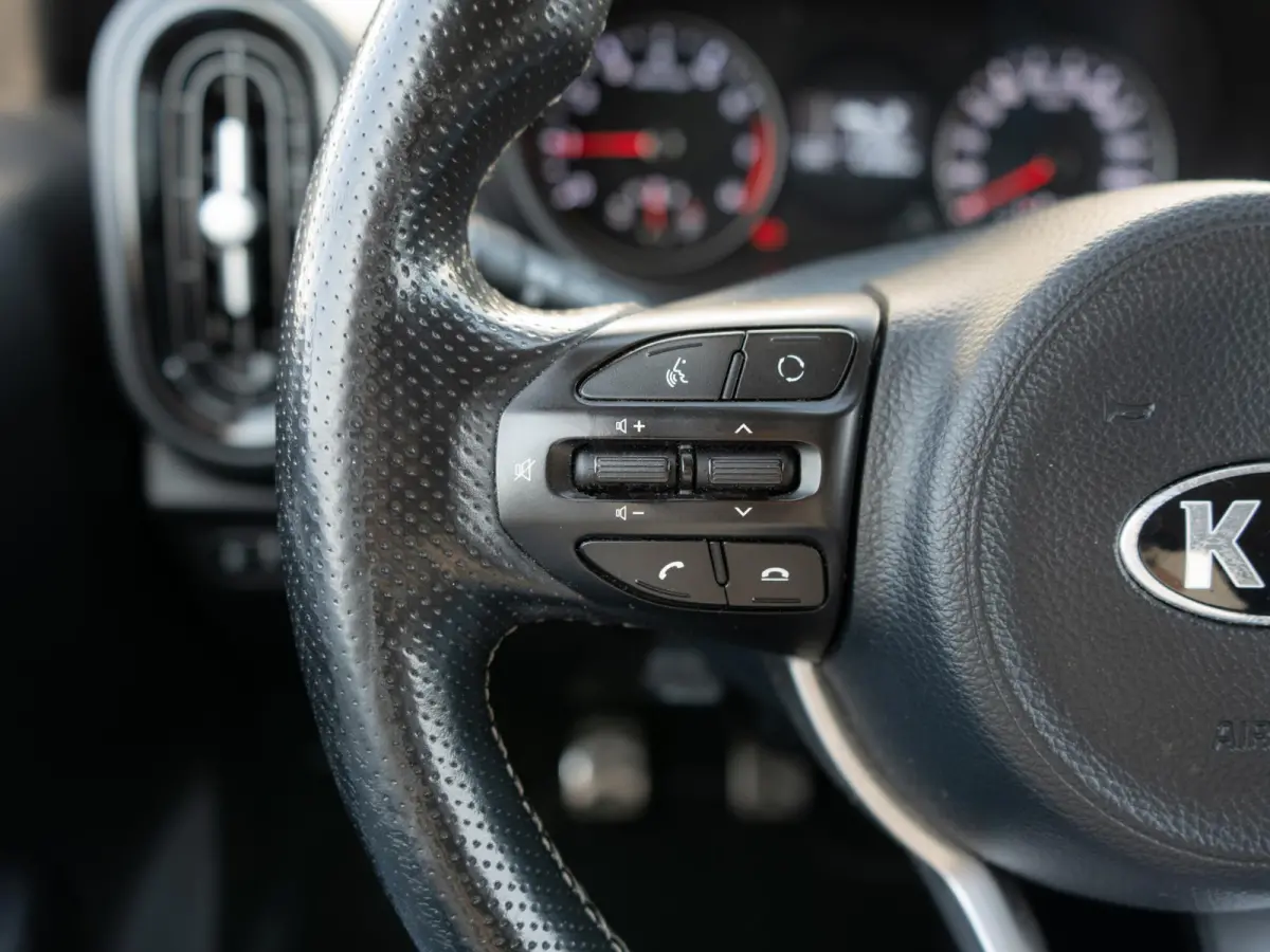 1.0 T-GDI X-Line | 100PK | Stoel en stuurverwarming | Navigatie | Climate control |