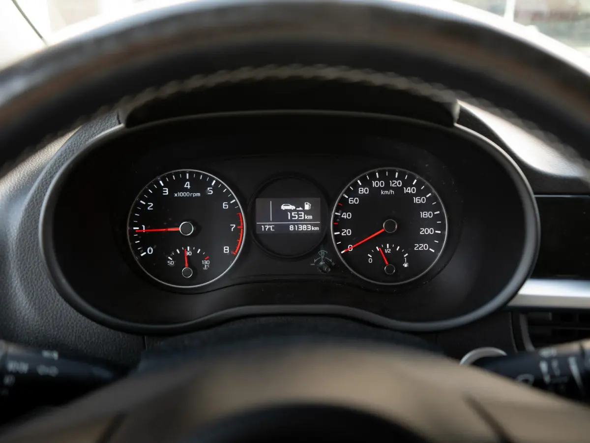 1.0 T-GDI X-Line | 100PK | Stoel en stuurverwarming | Navigatie | Climate control |