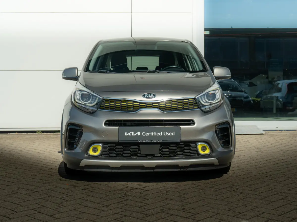 1.0 T-GDI X-Line | 100PK | Stoel en stuurverwarming | Navigatie | Climate control |