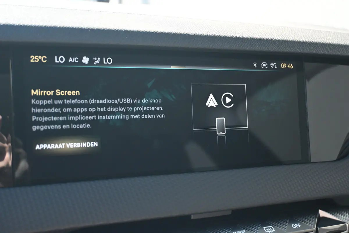 No 4 Ligne Business Tot 8 Jaar Garantie! | Navigatie | Warmtepomp | Climate Control | Draadloos Apple Carplay & Android Auto |