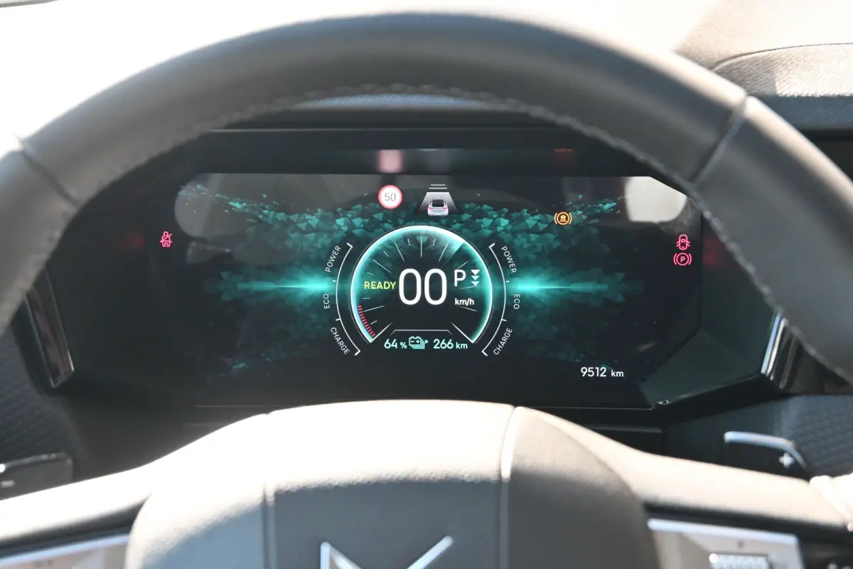 No 4 Ligne Business Tot 8 Jaar Garantie! | Navigatie | Warmtepomp | Climate Control | Draadloos Apple Carplay & Android Auto |