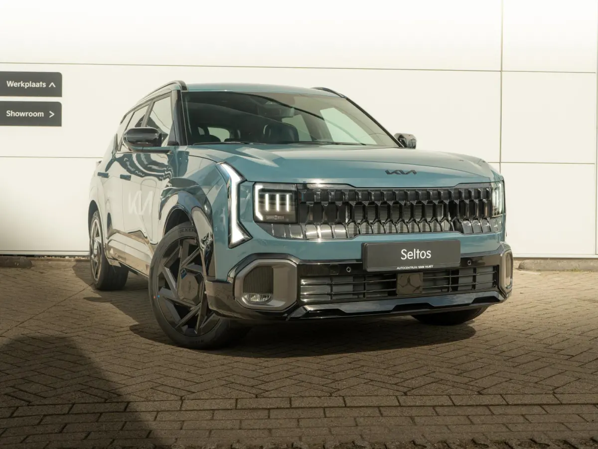 1.6 GDi Hybrid X-Line | Stoel en stuurverwarming / Ventilatie | Navigatie |