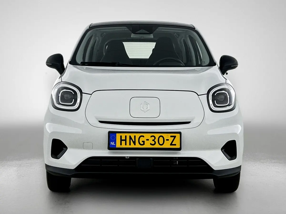 Design 37.3 kWh | Navigatie | Achteruitrijcamera | Panorama Dak | Keyless Start | Climate Control | 15" LMV |
