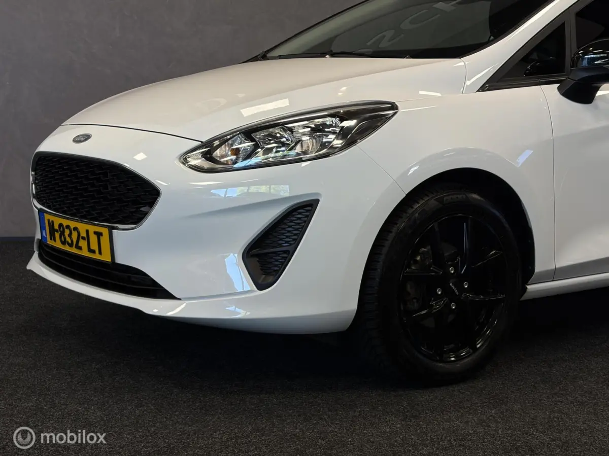 1.1 AIRCO / CRUISE / MEDIA / ZWART LMV / PDC / LEUKE AUTO