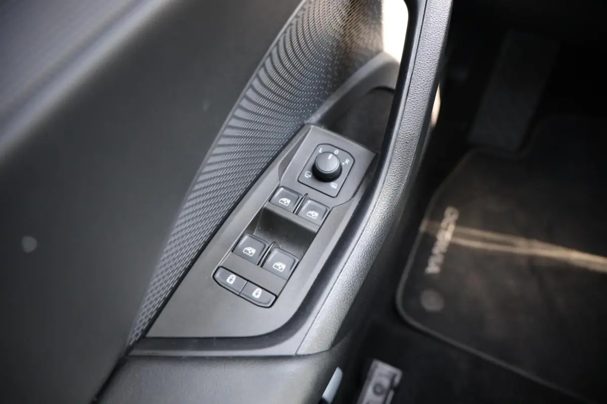 1.5 TSI G-TEC Business Edition|Cruise control|Apple carplay/Android auto|Navi|