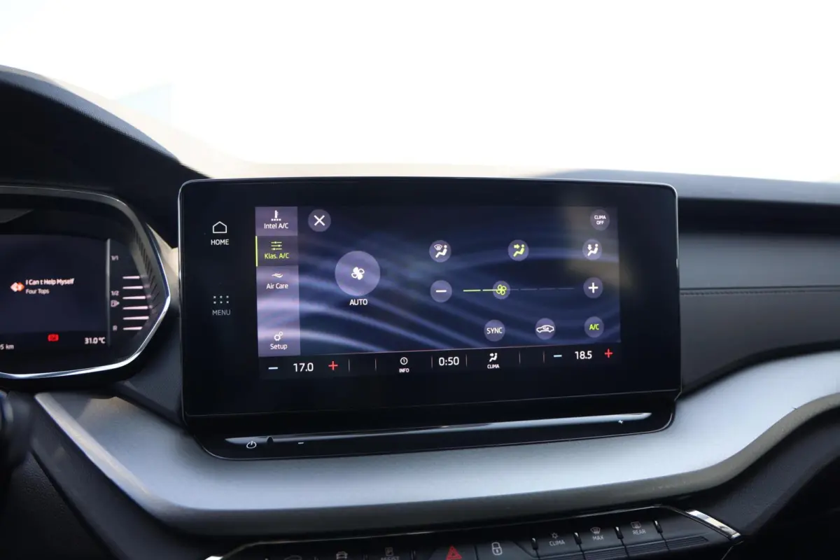 1.5 TSI G-TEC Business Edition|Cruise control|Apple carplay/Android auto|Navi|