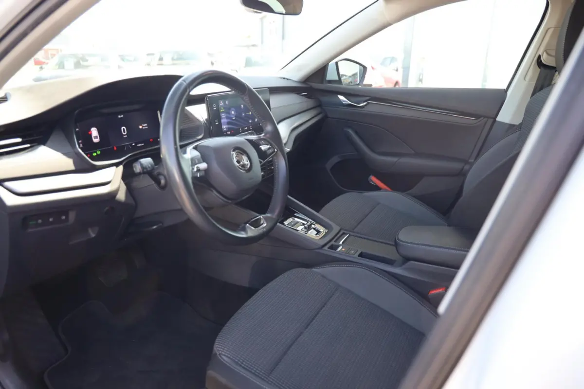1.5 TSI G-TEC Business Edition|Cruise control|Apple carplay/Android auto|Navi|
