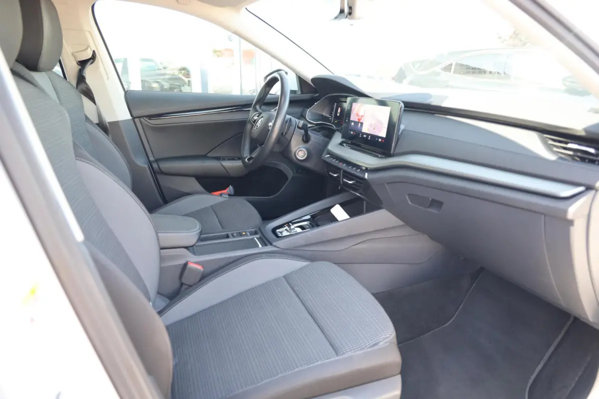 1.5 TSI G-TEC Business Edition|Cruise control|Apple carplay/Android auto|Navi|