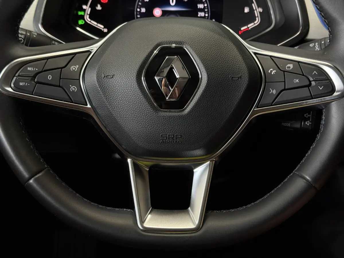 1.0 TCe 100 Intens | Groot navi | Camera | Carplay | 17' | Stoelverwarming | 100% Onderhouden!