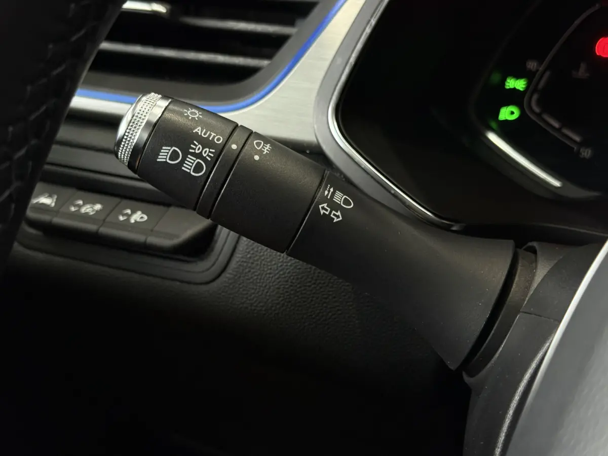 1.0 TCe 100 Intens | Groot navi | Camera | Carplay | 17' | Stoelverwarming | 100% Onderhouden!