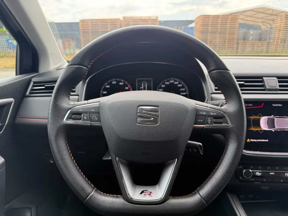 1.0 TSI FR Business Intense | 2E EIGENAAR | 3/6 OF 12MND GARANTIE | ACC | PDC | LMV | CARPLAY | CAMERA |