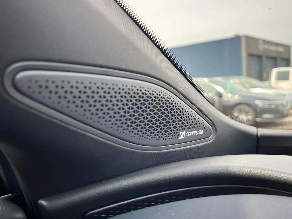 Endurance 82 kWh | Sennheiser | Warmtepomp | Elec. stoelen |