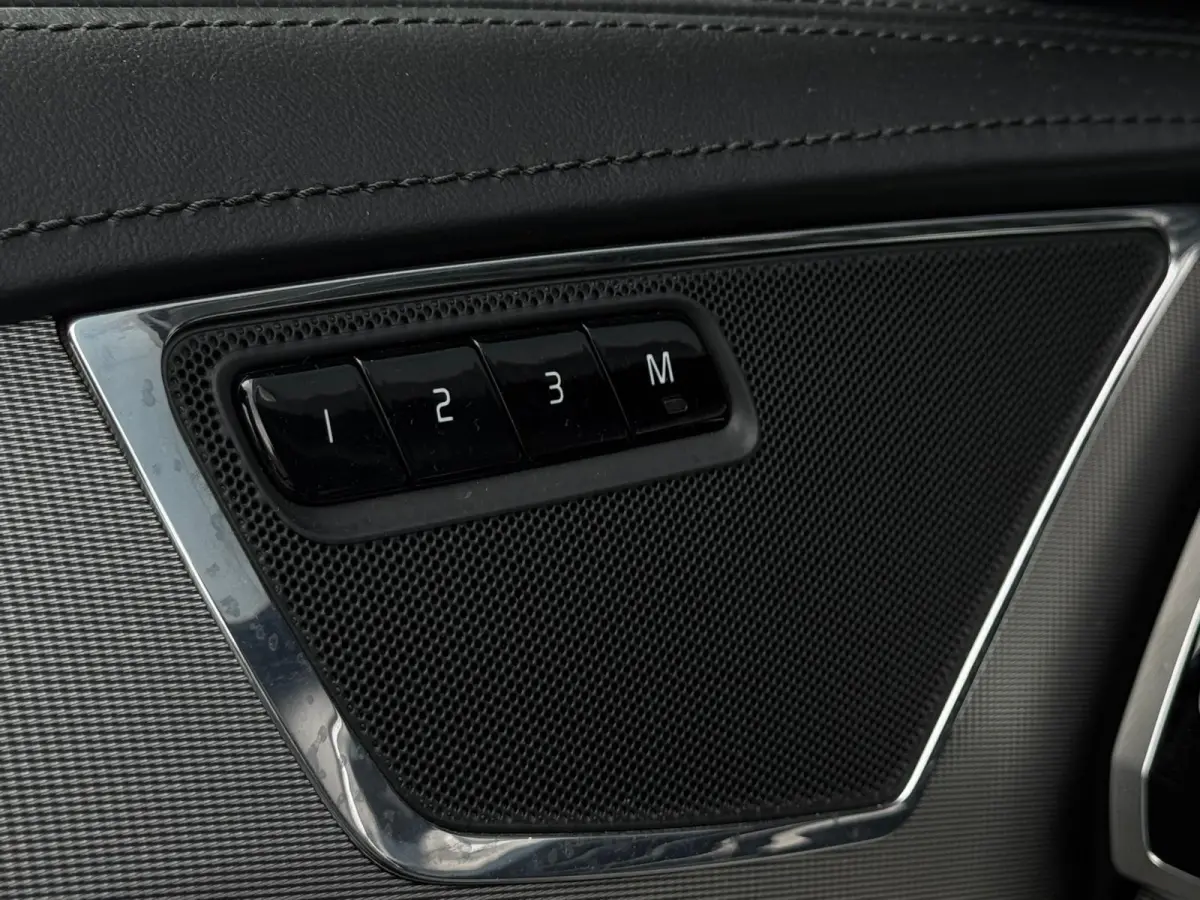 2.0 T5 AWD Inscription M17 PANO|NAVI|TREKHAAK|CAMERA|LED|LEDER|CLIMATE CONTROL|CRUISE CONTROL