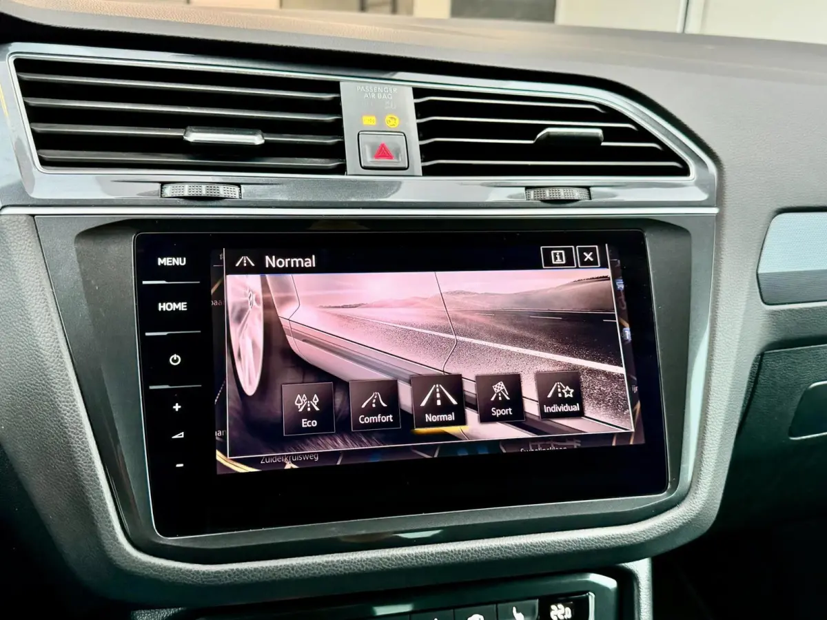 2.0 TSI 4Motion 190+PK R-LINE LED/VIRTUAL/PANO/LEER+S.VERWARMING+MEMORY/20" LMV/CAM/ACC/12 MND GARANTIE