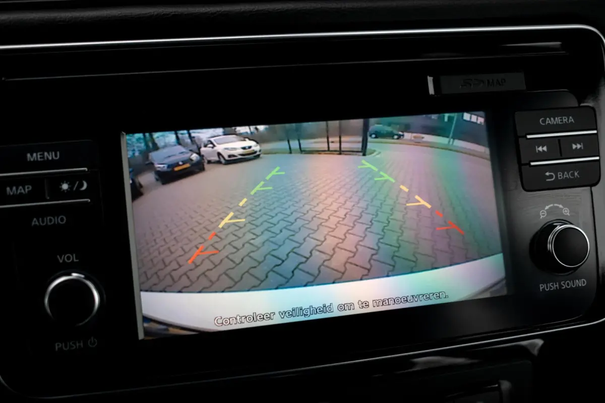 N-Connecta 40 kWh|SOH 90%|CAMERA|ADAPT. CRUISE|CARPLAY|CLIMATE|KEYLESS|DODEHOEKDETECTIE