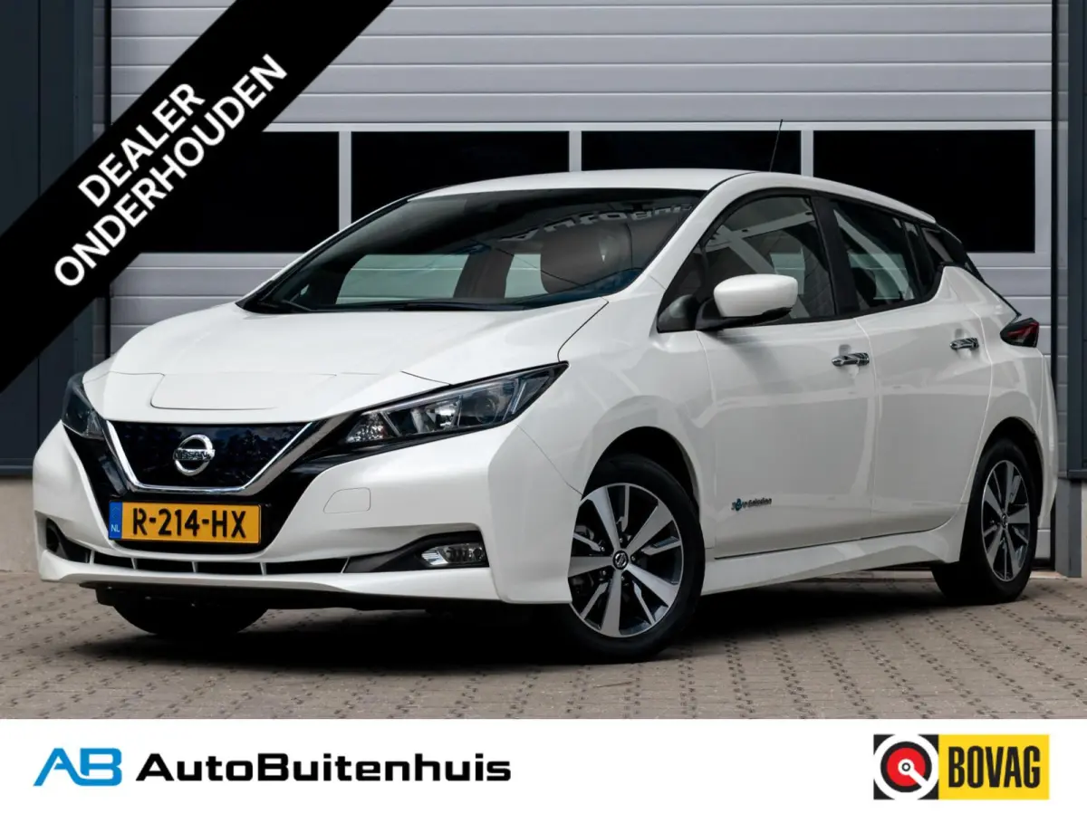 N-Connecta 40 kWh|SOH 90%|CAMERA|ADAPT. CRUISE|CARPLAY|CLIMATE|KEYLESS|DODEHOEKDETECTIE