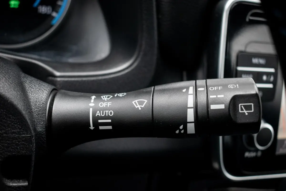 N-Connecta 40 kWh|SOH 90%|CAMERA|ADAPT. CRUISE|CARPLAY|CLIMATE|KEYLESS|DODEHOEKDETECTIE